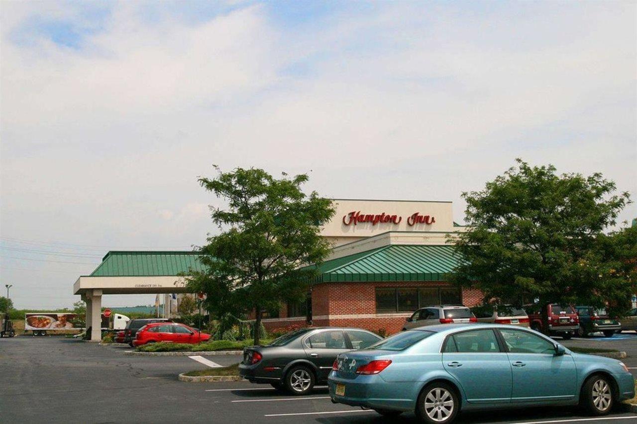 Hampton Inn Flemington Buitenkant foto